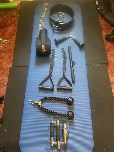 Cable machine attachment set - set,