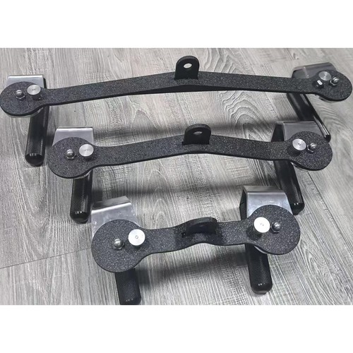 Lat pull down - down,