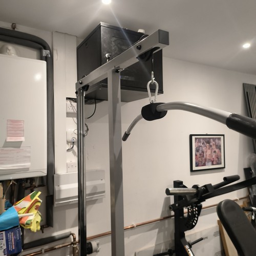 Lat pulldown machine - , &